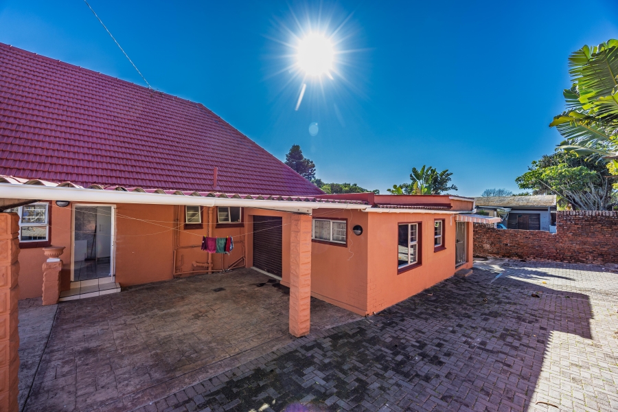 7 Bedroom Property for Sale in Greenfields Eastern Cape